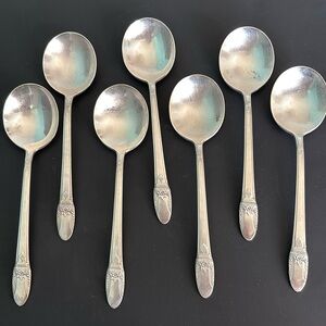First Love by 1847 Rogers Bros IS Gumbo Soup Spoon - Set of 7 - Bonus included